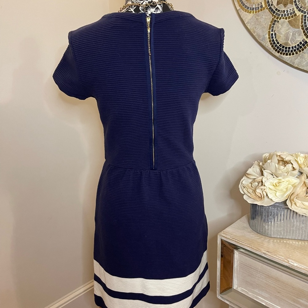 Vineyard Vines Dress - Picture 5 of 8